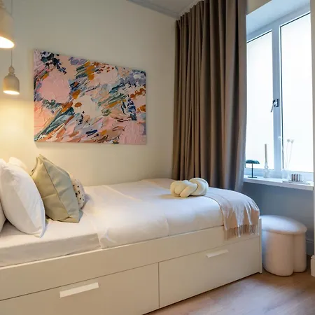 Traditional Chic 2 Bedroom With Seaview Ldem1-5 Valletta