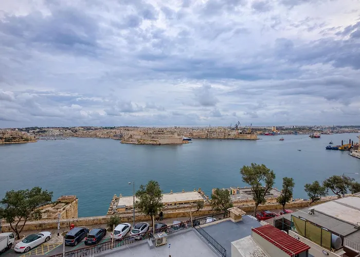 Appartement Traditional Chic 2 Bedroom With Seaview Ldem1-5 *