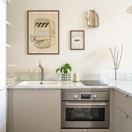 Traditional Chic 2 Bedroom With Seaview Ldem1-5 * Valletta