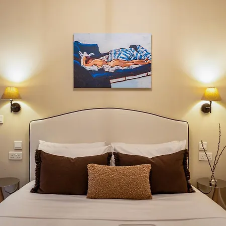 Apartment Traditional Chic 2 Bedroom With Seaview Ldem1-5 Valletta