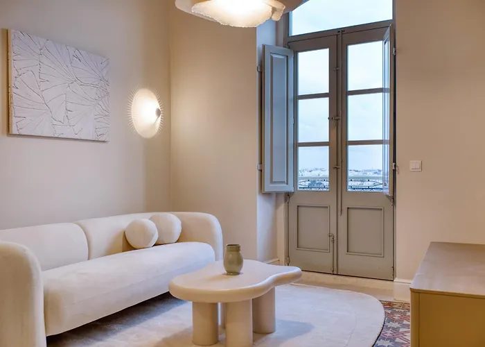 Apartament Traditional Chic 2 Bedroom With Seaview Ldem1-5